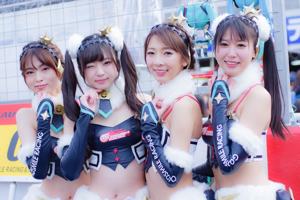 The grid girls of GoodSmile Racing